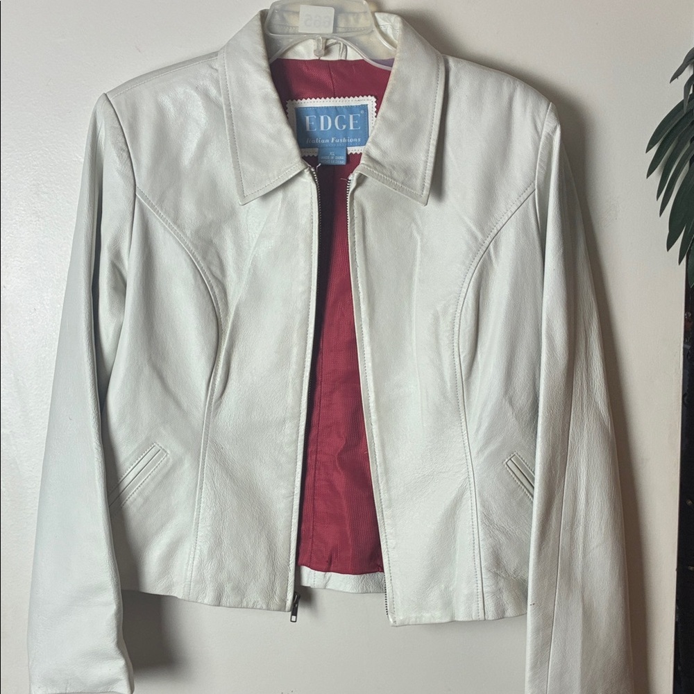 Vintage Edge Women's Off-White Italian Leather Jacket​
